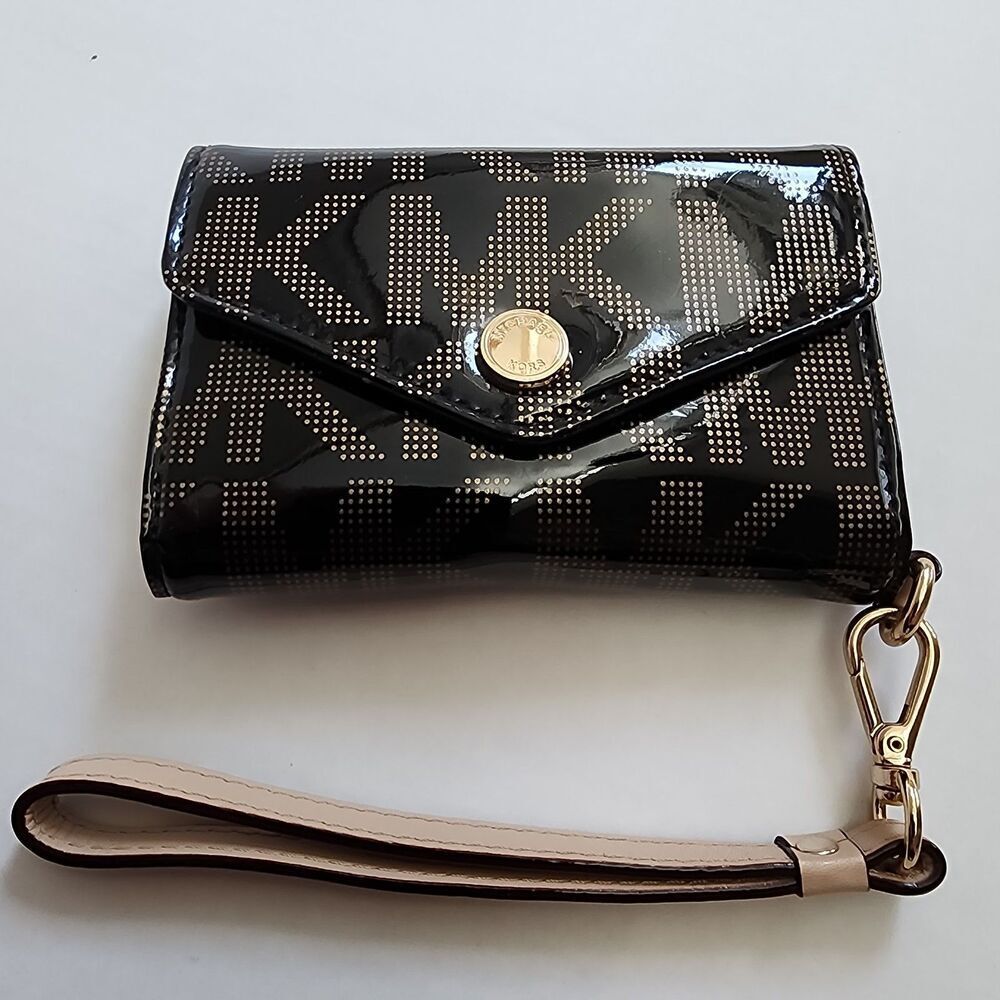 Michael Kors Womens card holder Wristlet Phone Purse